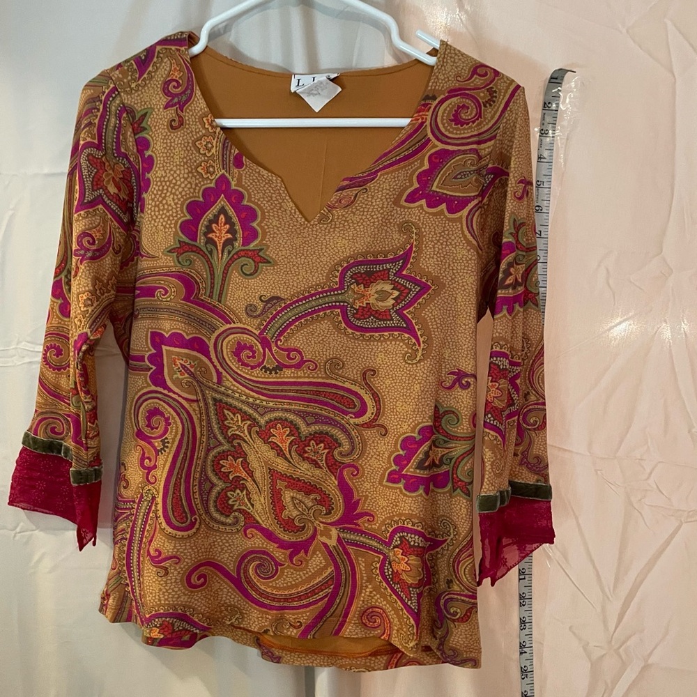 Vibrant Paisley V-Neck Blouse